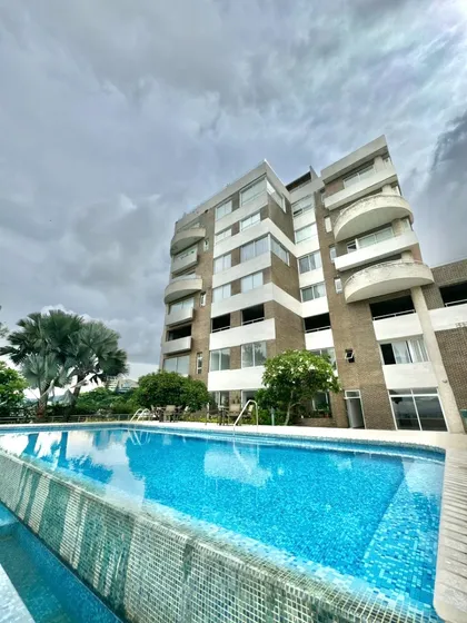 Ph En Venta 507 M2 Colinas De Valle Arriba Calle Cerrada Con Vista