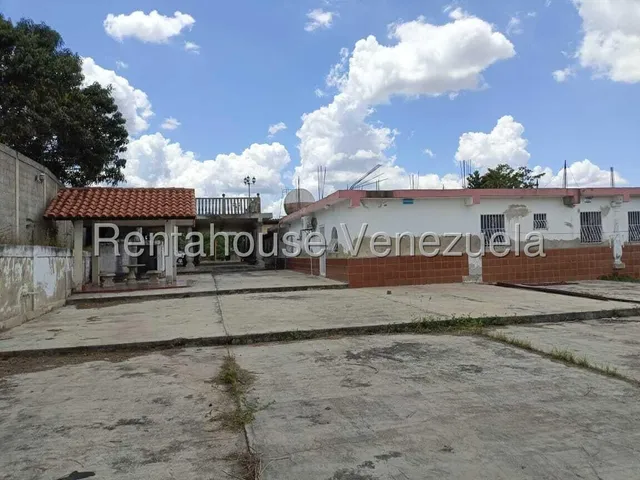 Hermosa Casa En Venta En Cabudare En Zona Agua Viva Precio De Oportunidad Contactame Soy Tu Agente Inmobiliario De Confianza Mehilyn Perez