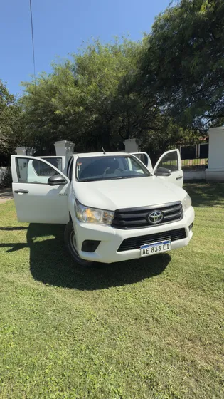 Toyota Hilux Pick-up 2.4 Cd Dx 150cv 4x4