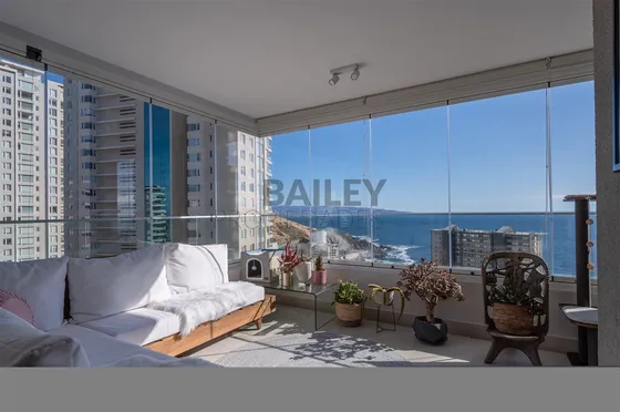 Departamento En Venta De 3 Dorm. En Concón