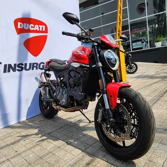 Ducati Monster Plus 937 2025 Demo