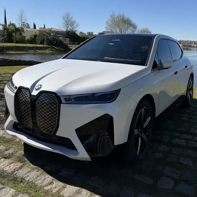 Bmw Ix 0.0 Xdirve40 Luxury (76,6 Kwh)