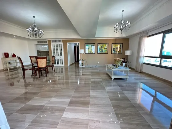 Apartamento Con Vista Al Mar Ubicado En Malecon Center