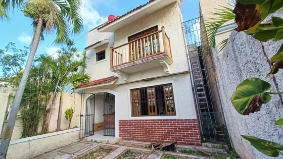 Casa En Venta En La Sm 40