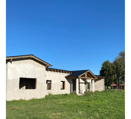 Venta De Casa Estilo Campo Carmen De Areco
