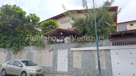 Hermosa Casa En Venta En Alto Prado. Mls #26-10230. K.o.
