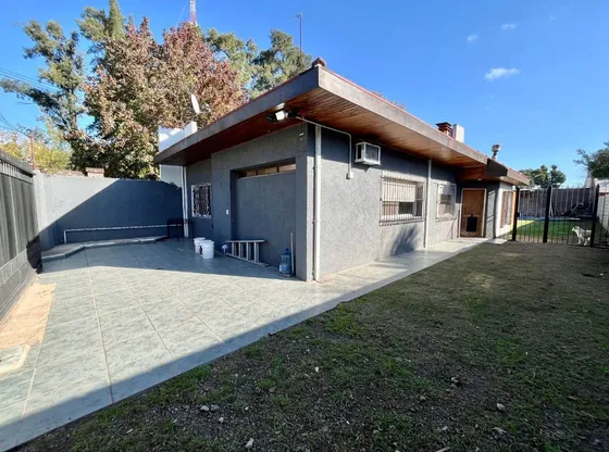  Casa 4 Ambientes Con Piscina Y Quincho