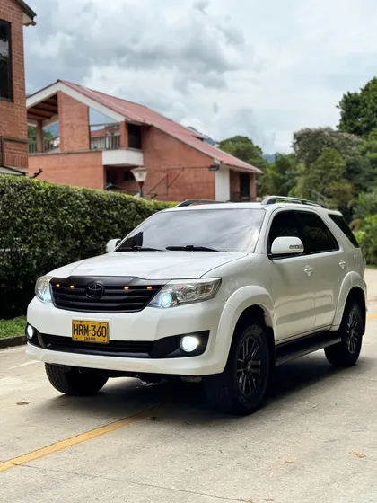 Toyota Fortuner 2.7l