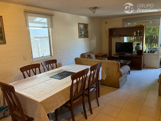 Casa En Venta De 3 Dorm. En Villa Alemana
