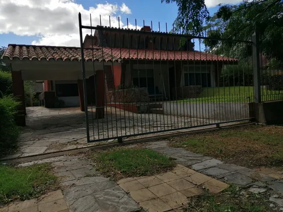 Casa En Atlántida 4 Dor.3 Baños ,piscina
