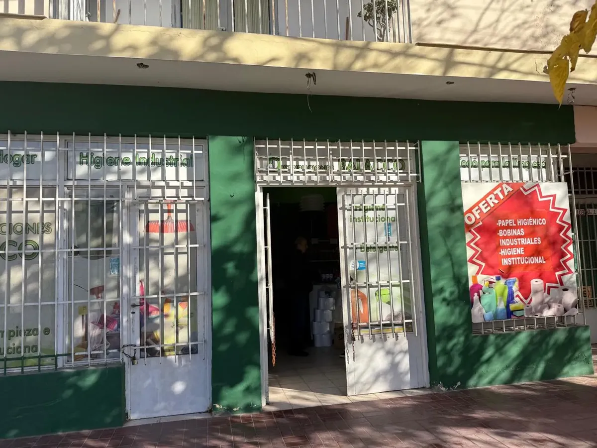 Commercial Premises with Excellent Location in Dorrego