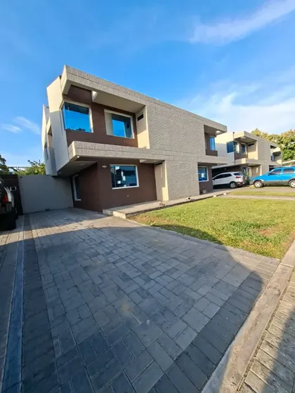 Townhouse En San Diego Con Planta 100%
