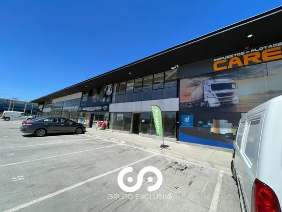 Local Comercial De 2 Niveles En Parque Industrial Curauma
