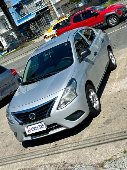 Nissan Versa 1.6 Drive