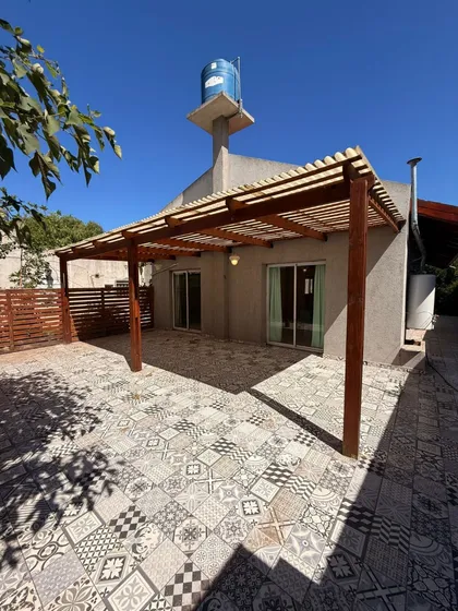 Venta Casa Monte Grande. Oportunidad 3 Viviendas
