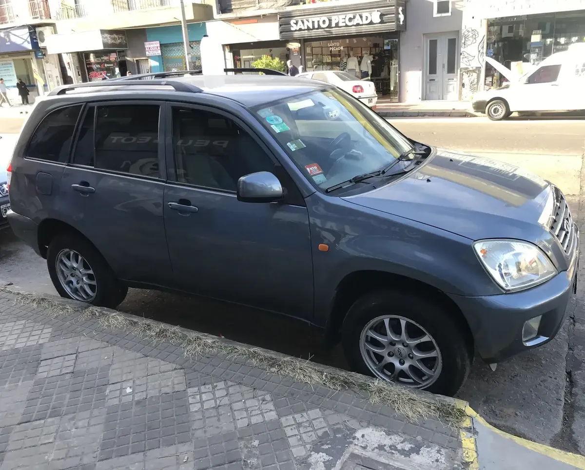Chery Tiggo 2.0 Confort 4x2 127cv