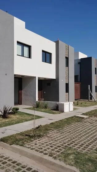 Apto Bancor Duplex 3 Dorm. Housing De Categoría!!