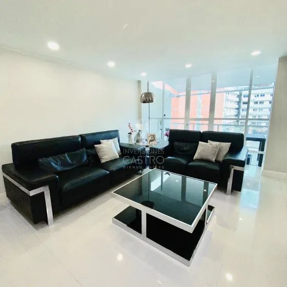 En Venta Moderno Apartamento De 126m2. Con Acabados Modernos, Listo Para Mudarse. Ubicado En Urb. Villa Granada, C.r. Maritza Suite Iii, Puerto Ordaz Estado Bolívar.