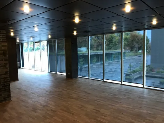 Planta Libre En Conjunto De Categoría.  Metro Los Dominicos