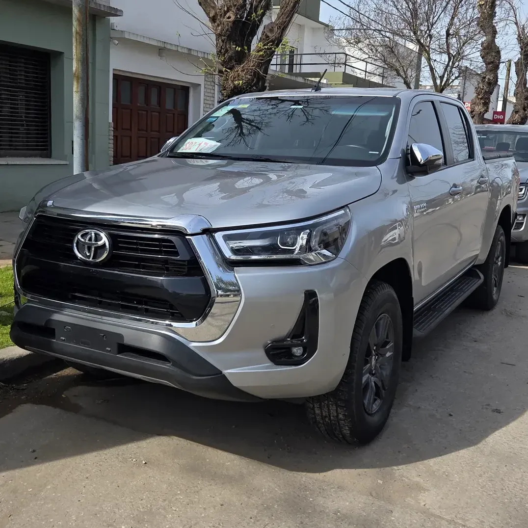 Toyota Hilux 2.8 Cd Srv 177cv 4x4 At