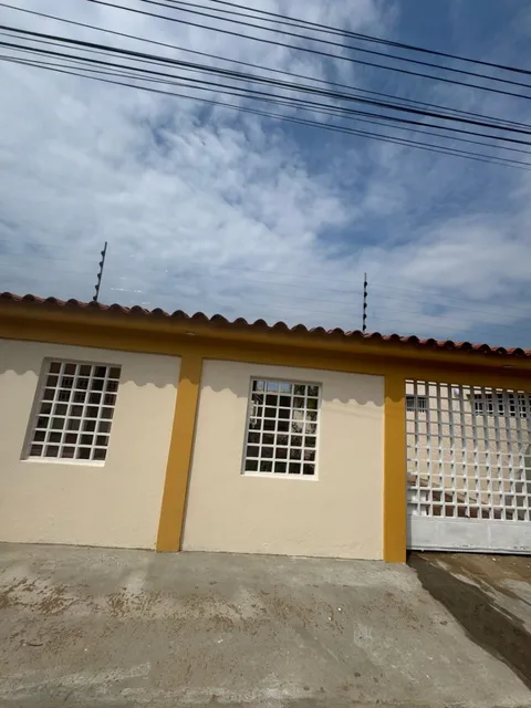 En Venta Amplia Casa En Los Jardines Sector Neveri Plaza Barcelona