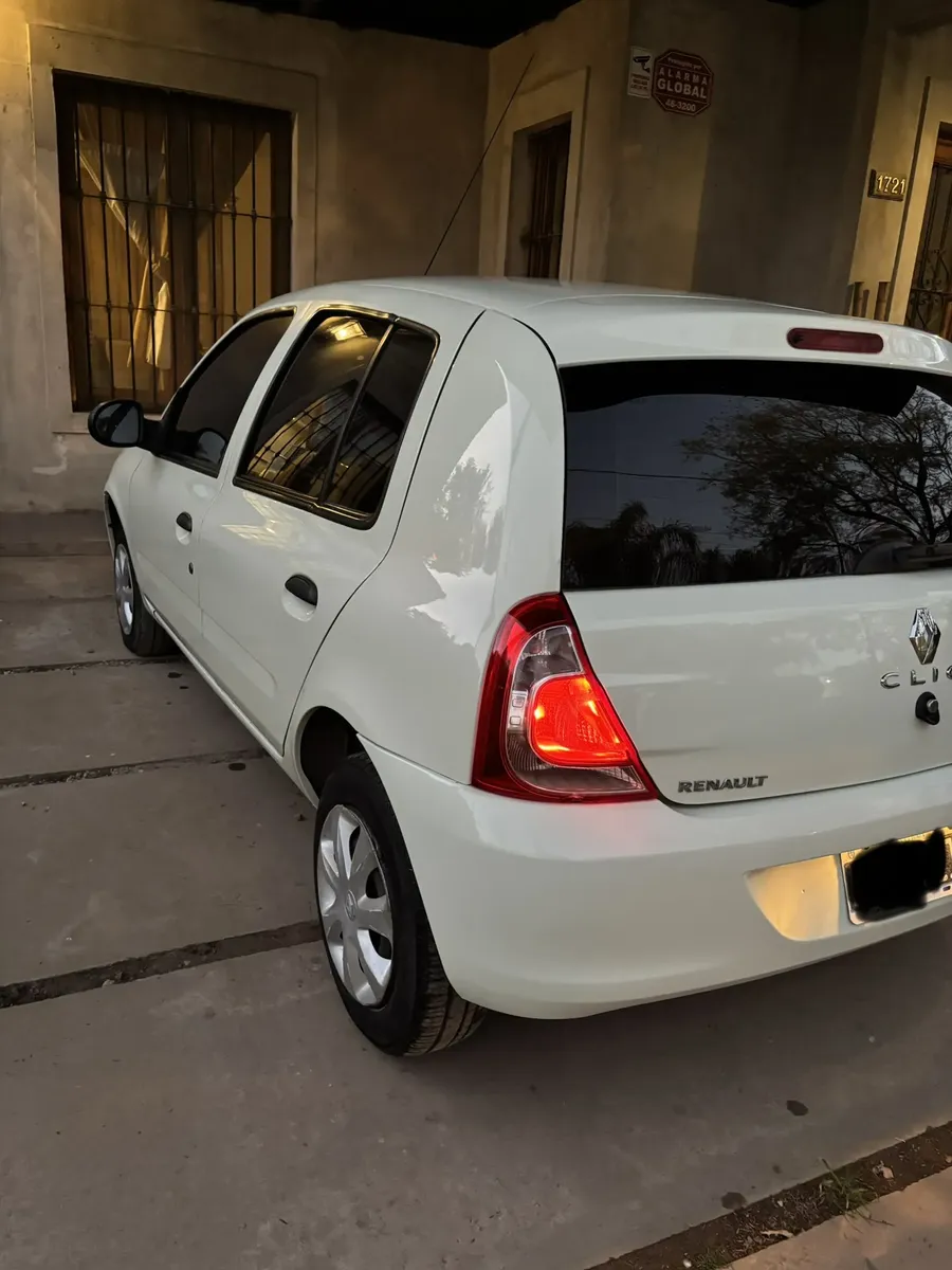 Renault Clio 1.2 Mío Expression Pack I558911258981847044