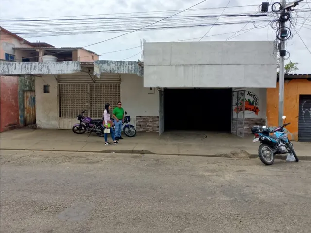 Se Vende Locales Comerciales Carrera 08 Centro Ve08-369bc-yros