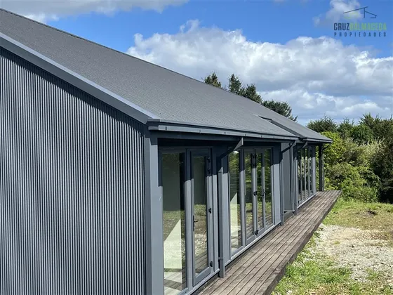 Casa Nueva De Muy Buenas Terminaciones En Puerto Varas