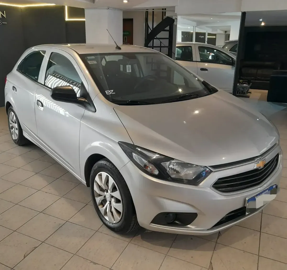 Chevrolet Onix 1.4 Lt 98cv