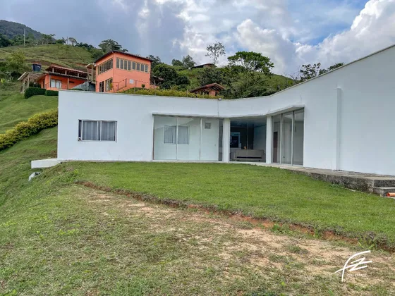Hermosa Casa En San Rafael 