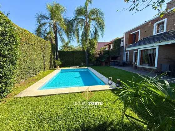 Casa En Venta- Urca
