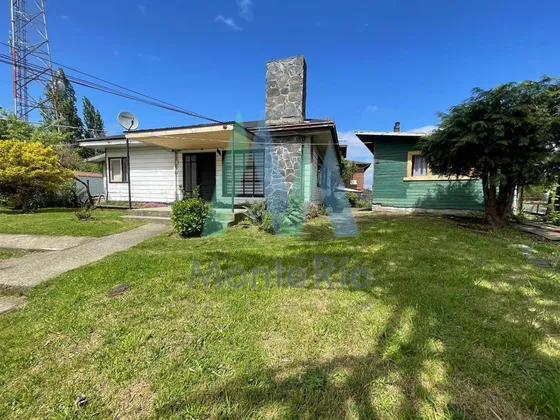 Casa En Venta De 6 Dorm. En Futrono