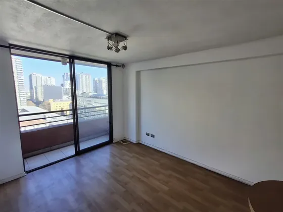 Departamento En Venta De 2 Dorm. En Santiago