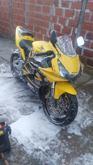 Honda Cbr 954rr Japonesa Año 2003 Con 72milkm