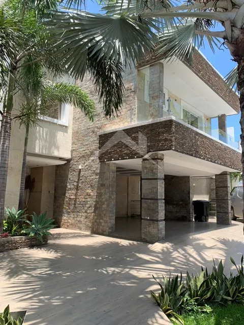 Casa Estilo Villa En Lecheria Lujosa Y Moderna 