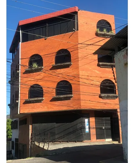 Vendo Edificio 501m2 Guarenas 4482