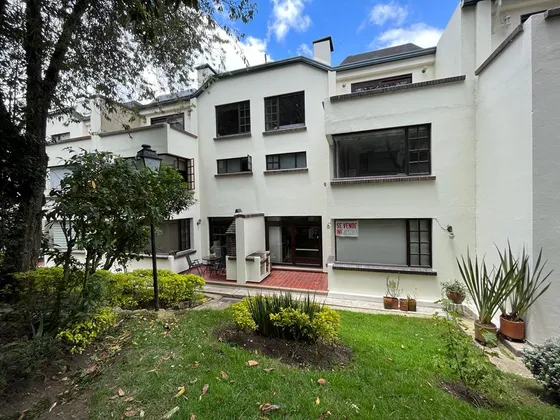 Casa Condominio En Venta En Calatrava. Cod V301