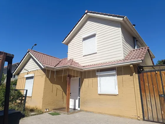 Arriendo Gran Casa En Lampa