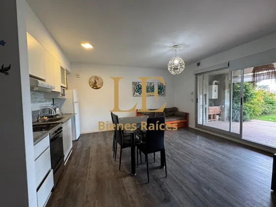 Alquiler Departamento 2 Ambientes Con Jardin 