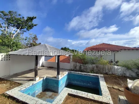 Mcgf. Preciosa Casa En Urbanización Privada Pampatar