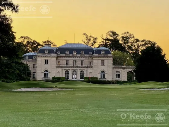 Abril Club De Campo