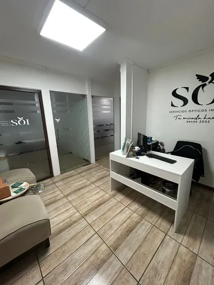 Totalmente Remodelada, Lista Para Comenzar A Trabajar