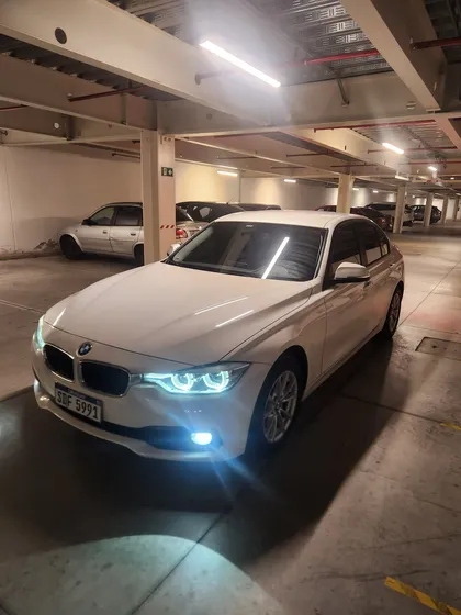 Bmw Serie 3 1.5 318i Executive 136cv