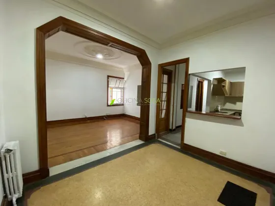 Oficina Sosa - Traspaso Uruguay Y Tacuarembó, Amplio Apartamento Interior En Buen Estado Con Calefacción, Excelente Construcción
