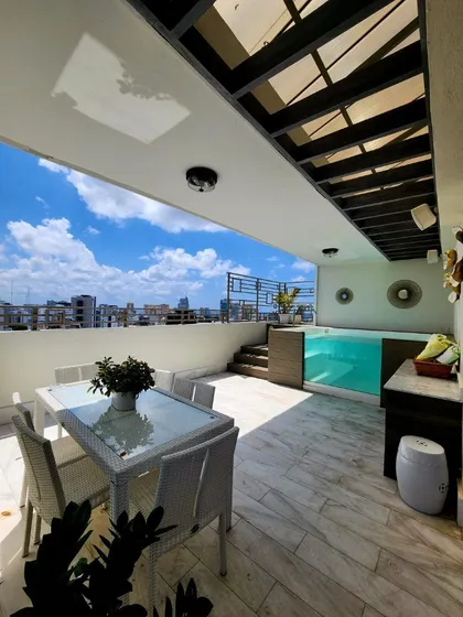 Moderno Ph En Venta En Naco, 4 Habitaciones 4 Parqueos  Piscina