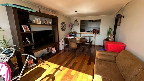 Departamento En Venta De 2 Dorm. En Las Condes