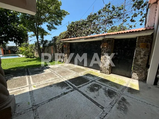 Casa En Venta En Morelos, Oaxtepec, Santa Rosa