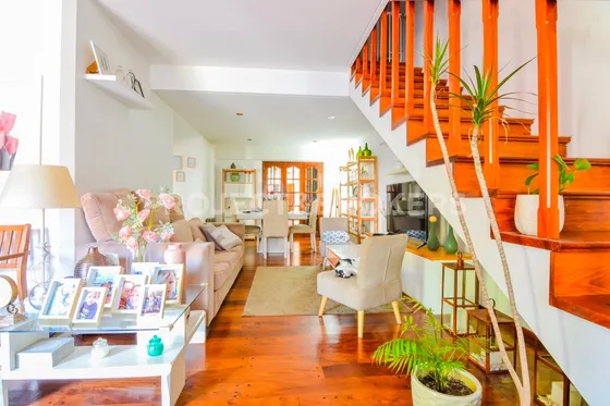 Casa En Castelar Norte
