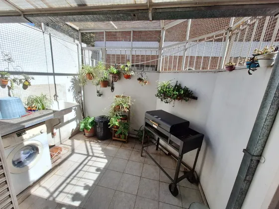 Triplex Ramos Mejia!! 4 Ambientes, Cochera Y Patio.