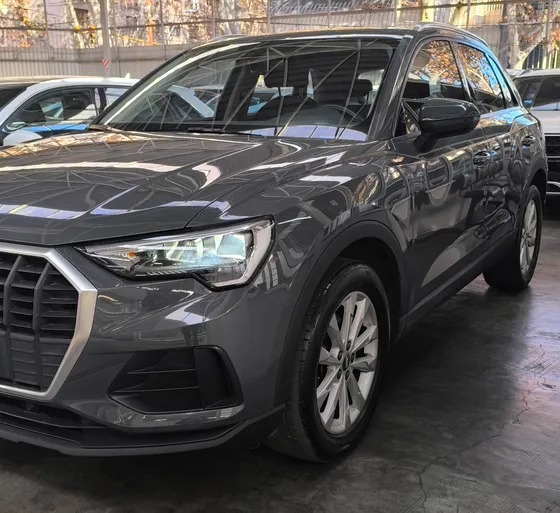Audi Q3 1.4 35tfsi 150 Cv
